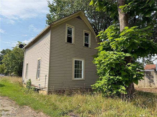 314 E 26th Street , Lorain, OH 44055