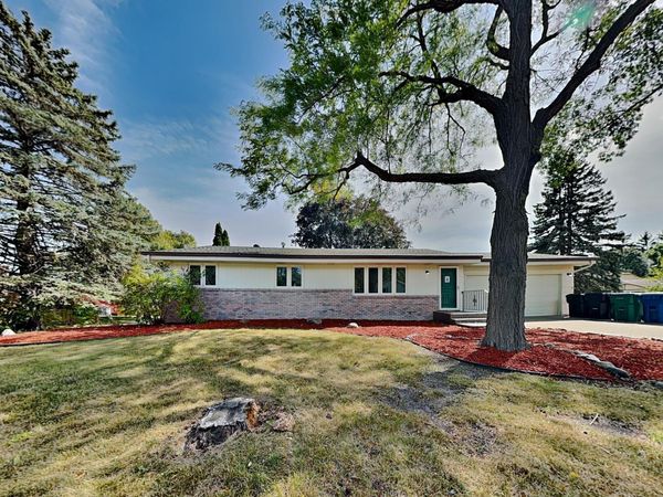 11811 65th Place N, Maple Grove, MN 55369