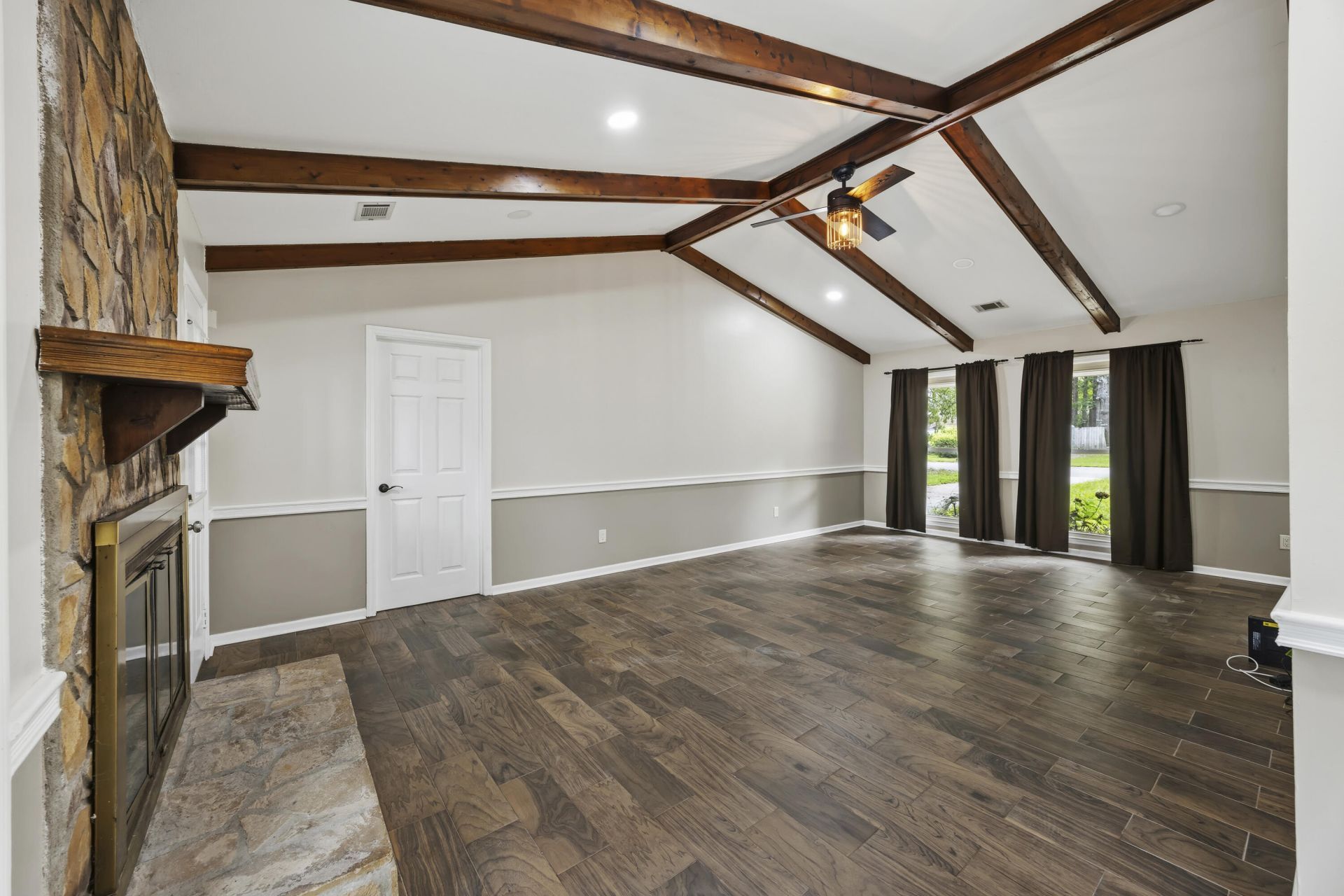 8219 N Ridgebrook Drive Photo 7