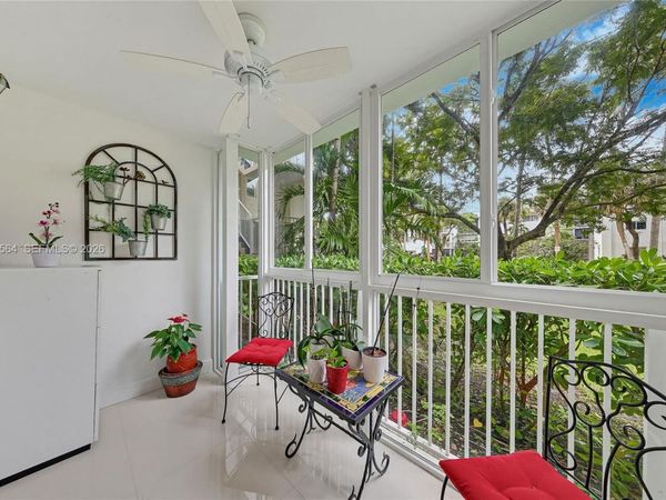 240 Galen Dr, Unit 110, Key Biscayne, FL 33149