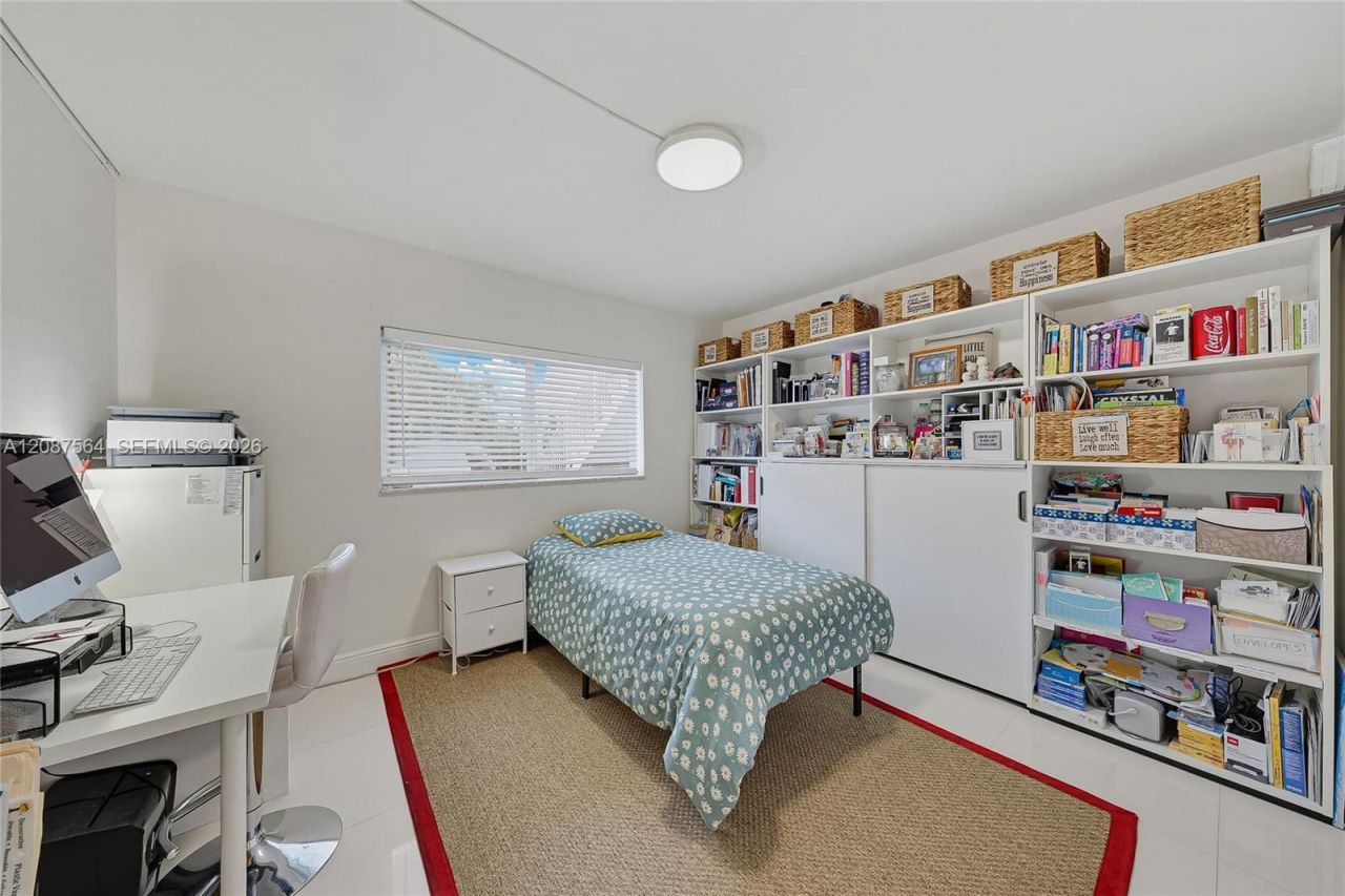 240 Galen Dr, Unit 110, Key Biscayne, FL 33149 Photo