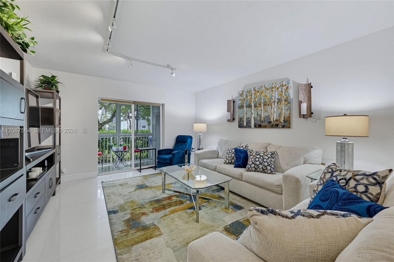 240 Galen Dr, Unit 110, Key Biscayne, FL 33149 Photo