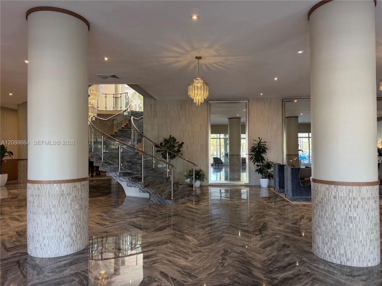5401 Collins Ave, Unit 826, Miami Beach, FL 33140 Photo