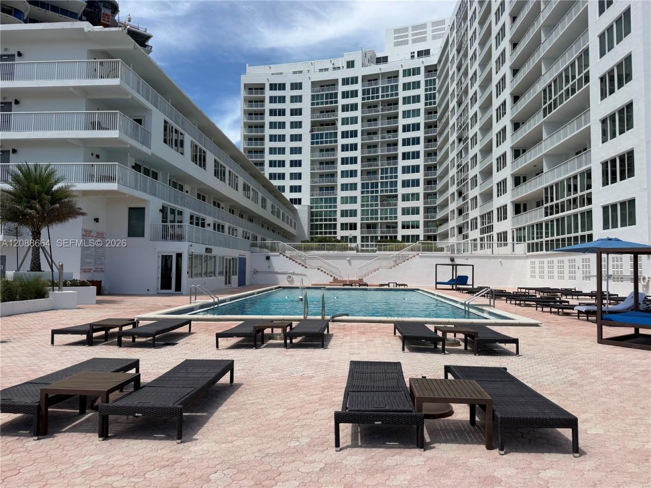 5401 Collins Ave, Unit 826, Miami Beach, FL 33140 Photo