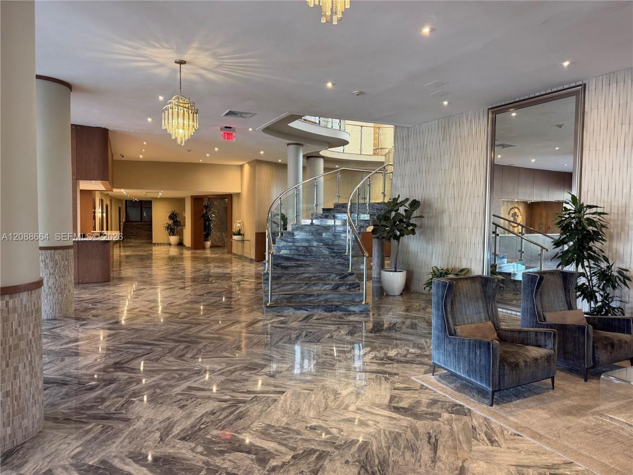 5401 Collins Ave, Unit 826, Miami Beach, FL 33140 Photo