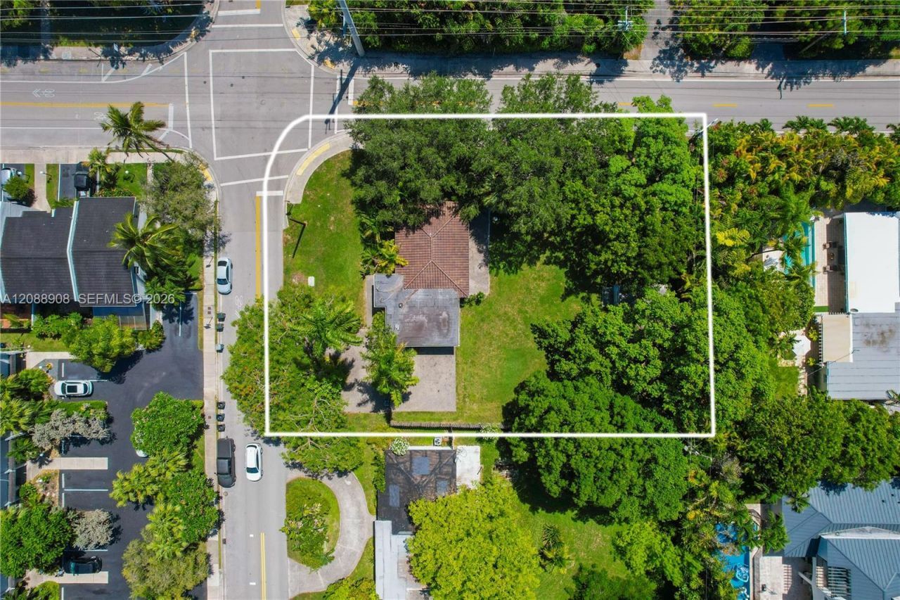 6200 SW 78th St, South Miami, FL 33143 Photo