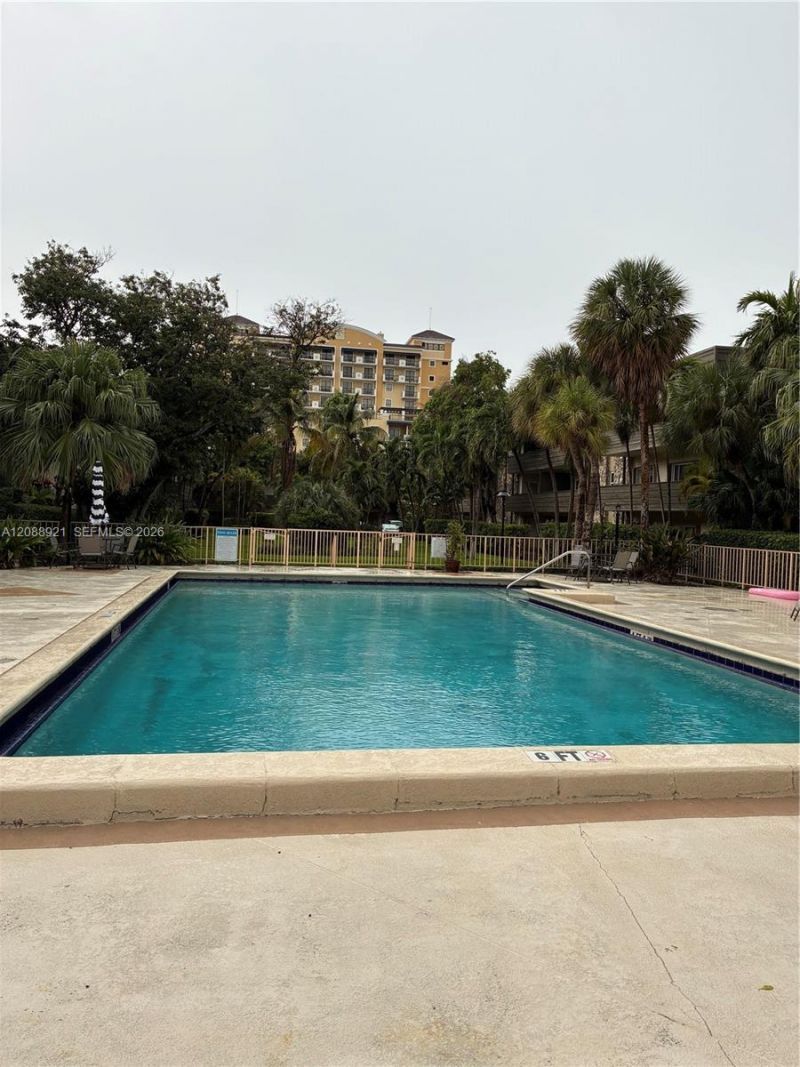 8325 SW 72nd Ave, Unit 305C, Miami, FL 33143 Photo
