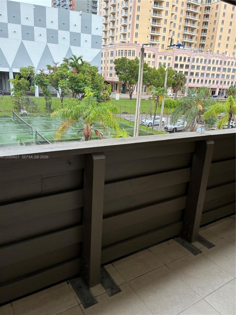 8325 SW 72nd Ave, Unit 305C, Miami, FL 33143 Photo
