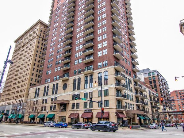 41 E 8th Street, Unit 1403, Chicago, IL 60605