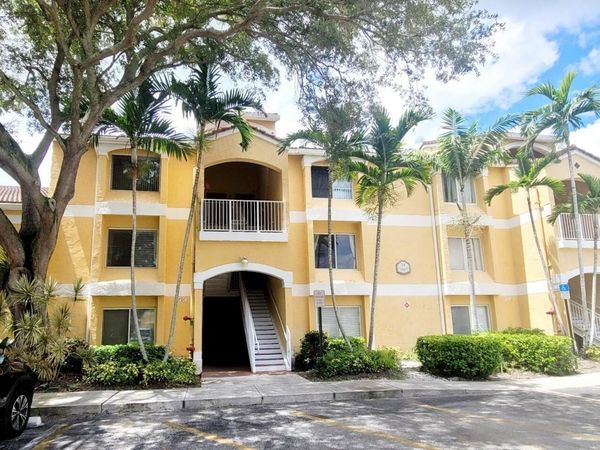 2667 NW 33RD Street, Unit 2402, Oakland Park, FL 33309