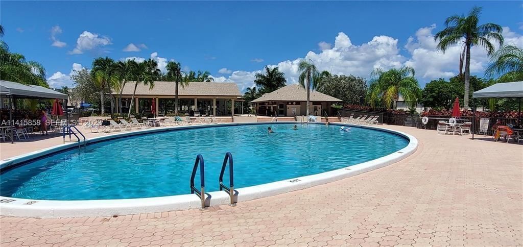 9706 S Belfort Circle, Unit 111, Tamarac, FL 33321 Photo