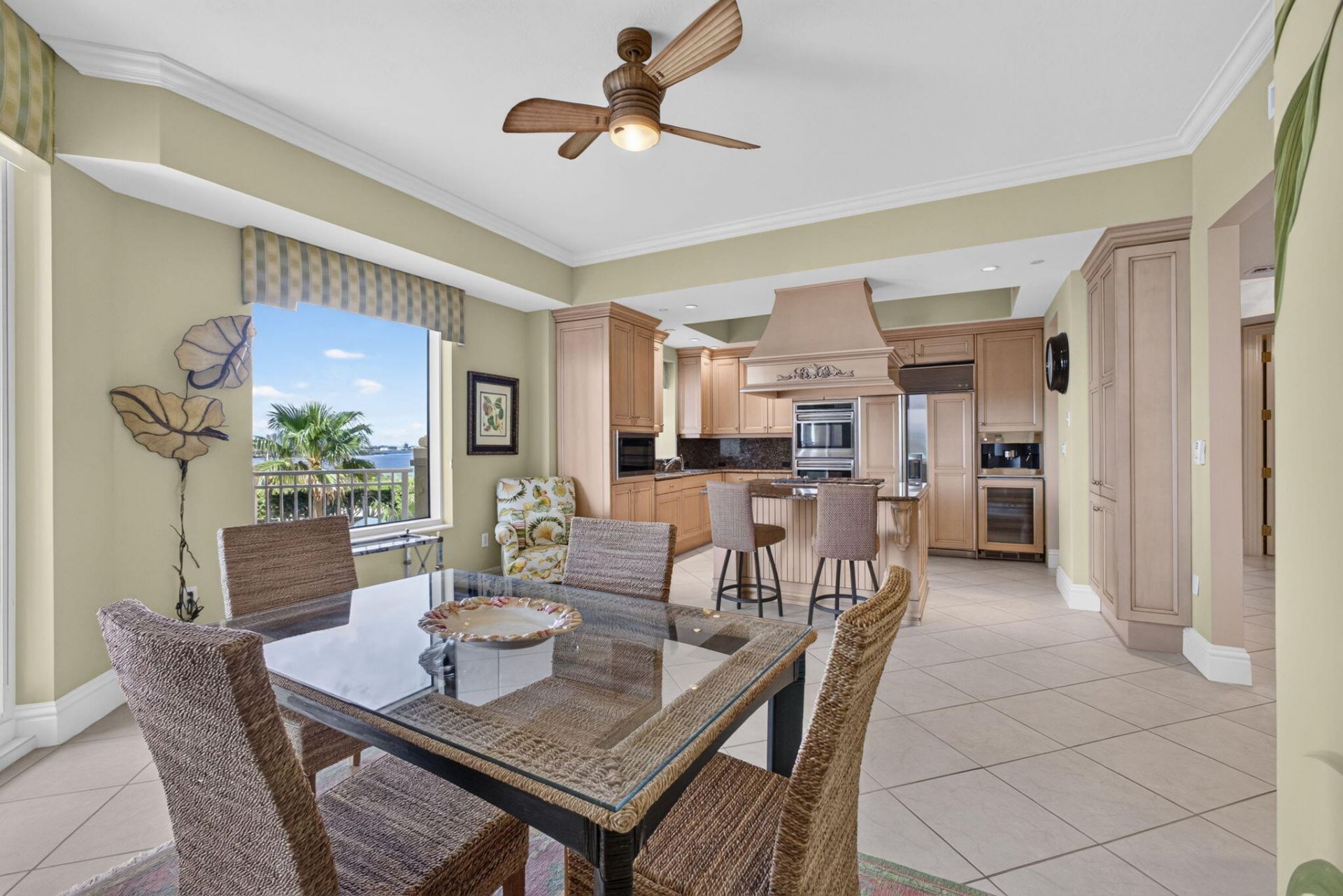 5310 N Ocean Drive, Unit 301, Singer Island, FL 33404 Photo