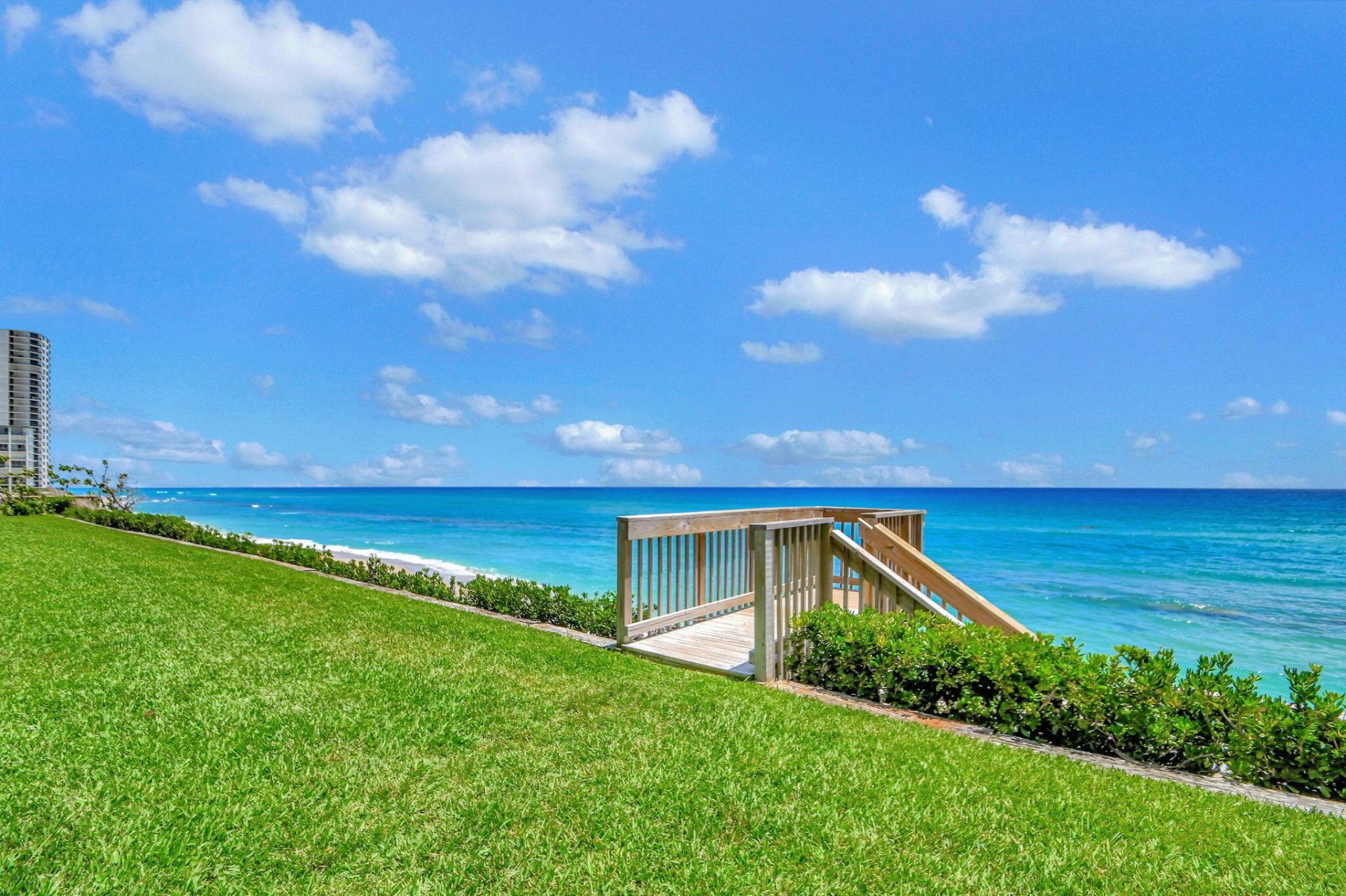 5310 N Ocean Drive, Unit 301, Singer Island, FL 33404 Photo