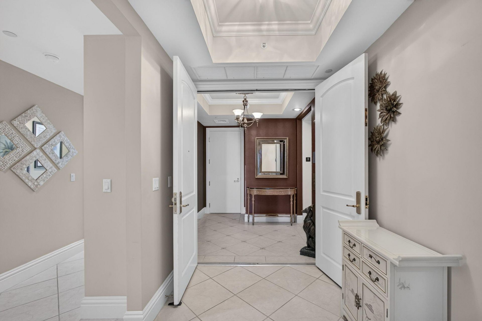 5310 N Ocean Drive, Unit 301, Singer Island, FL 33404 Photo