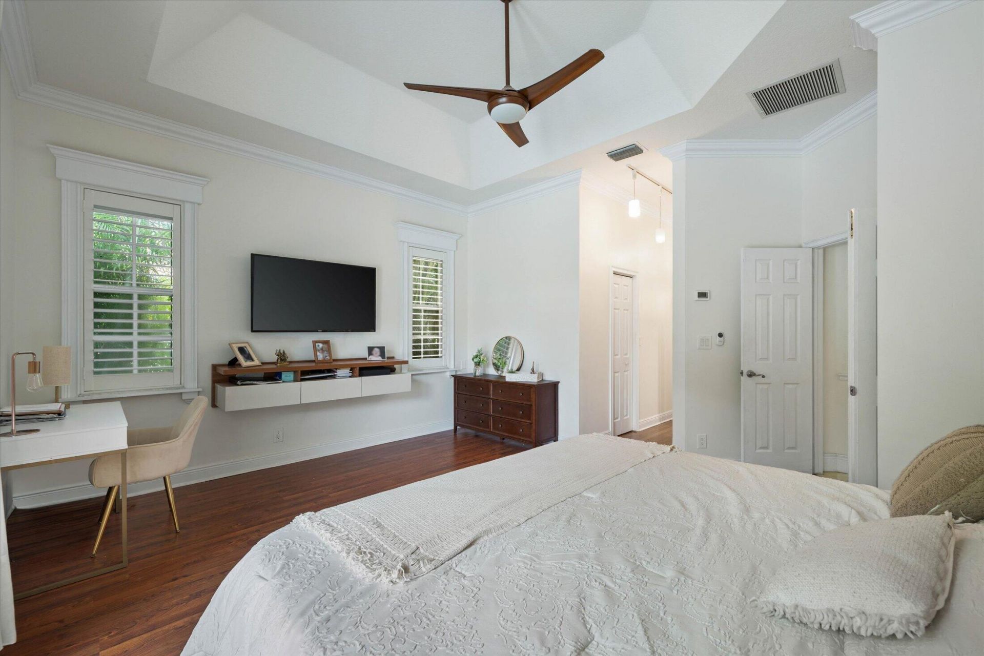 2647 Edgewater Drive, Weston, FL 33332 Photo