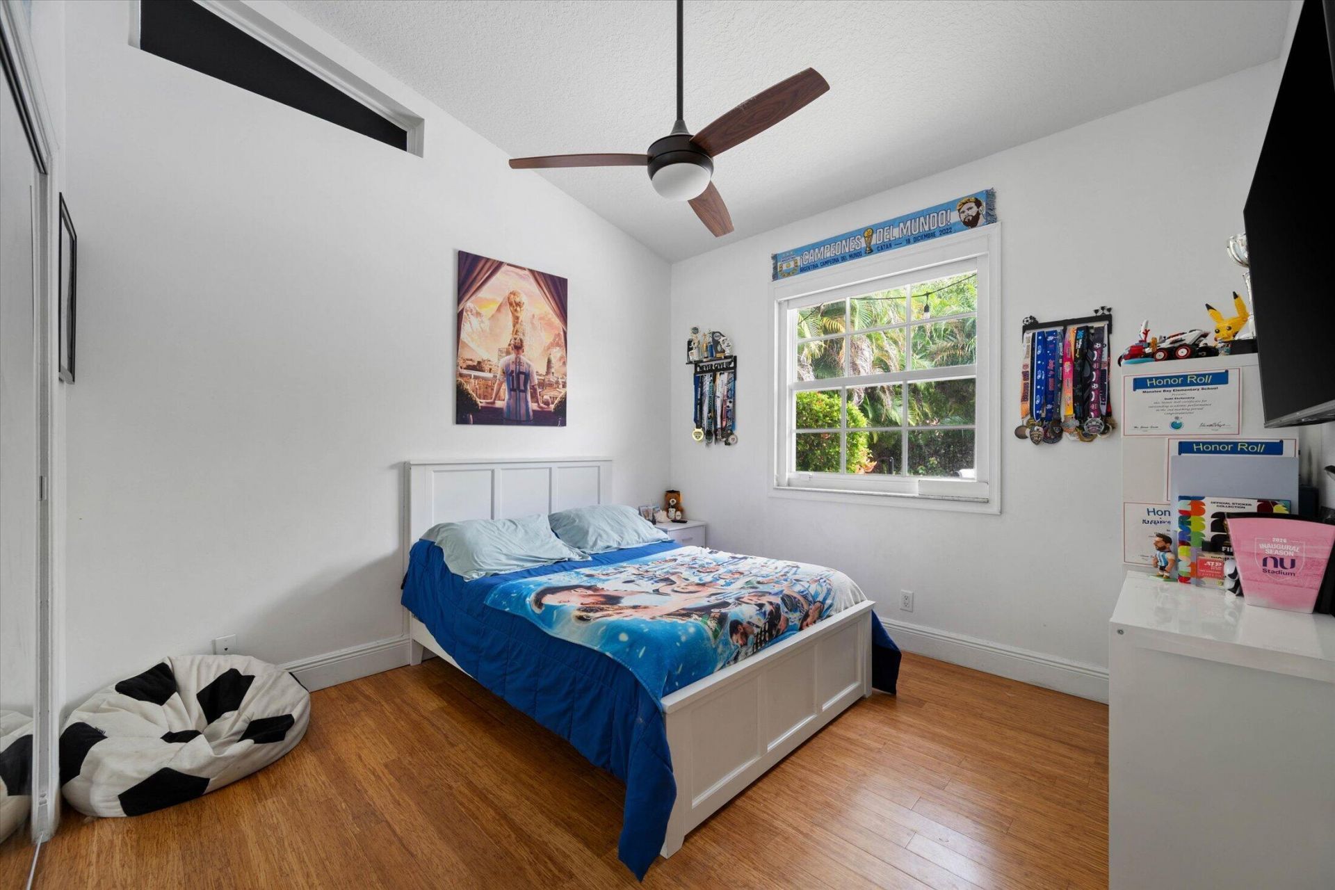 2647 Edgewater Drive, Weston, FL 33332 Photo