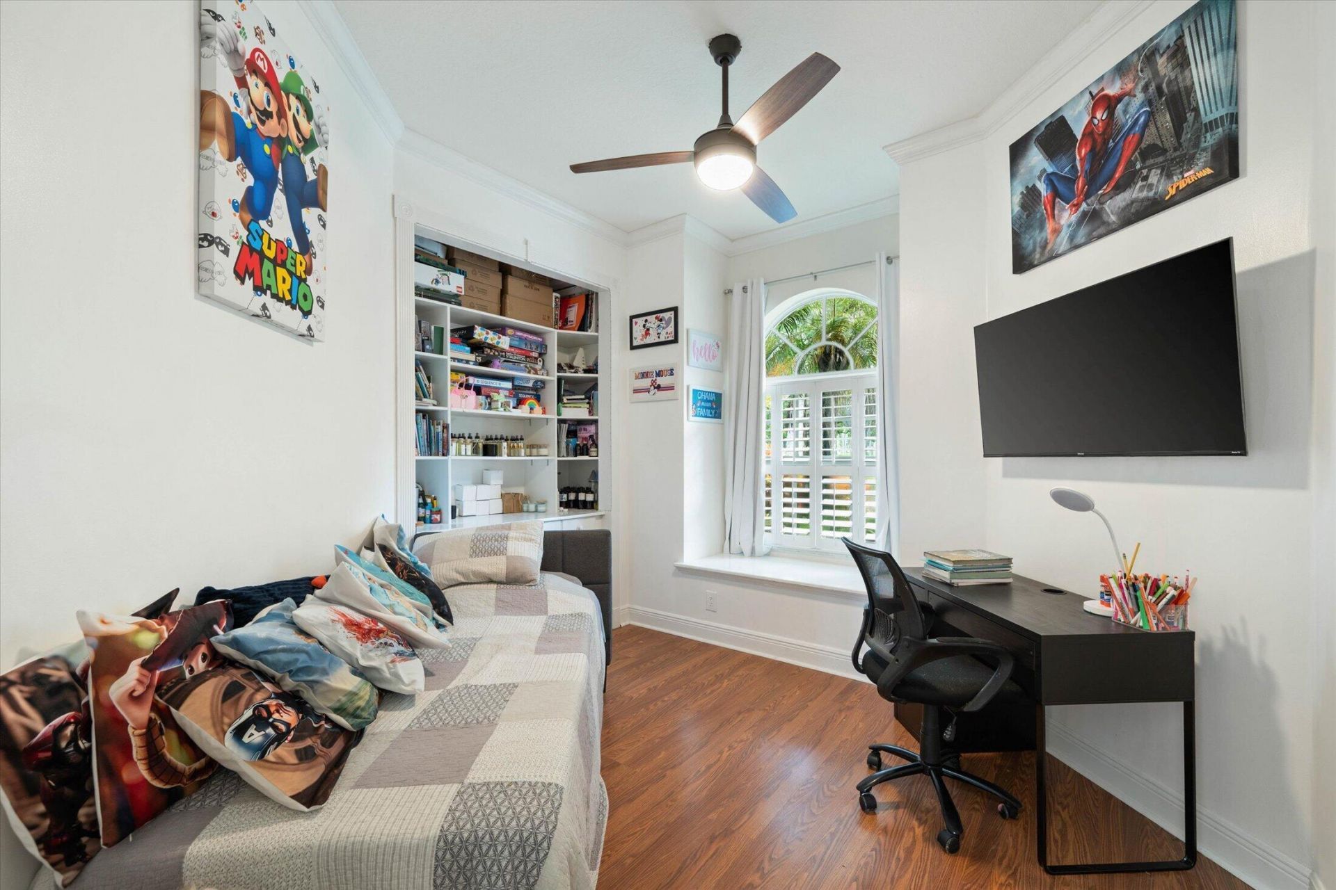 2647 Edgewater Drive, Weston, FL 33332 Photo