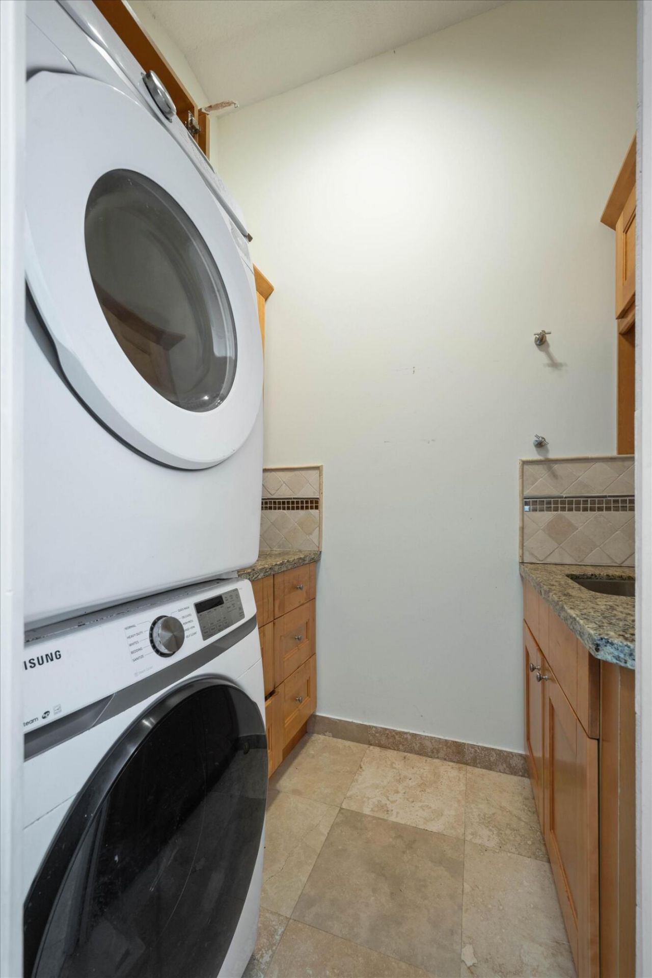 2647 Edgewater Drive, Weston, FL 33332 Photo