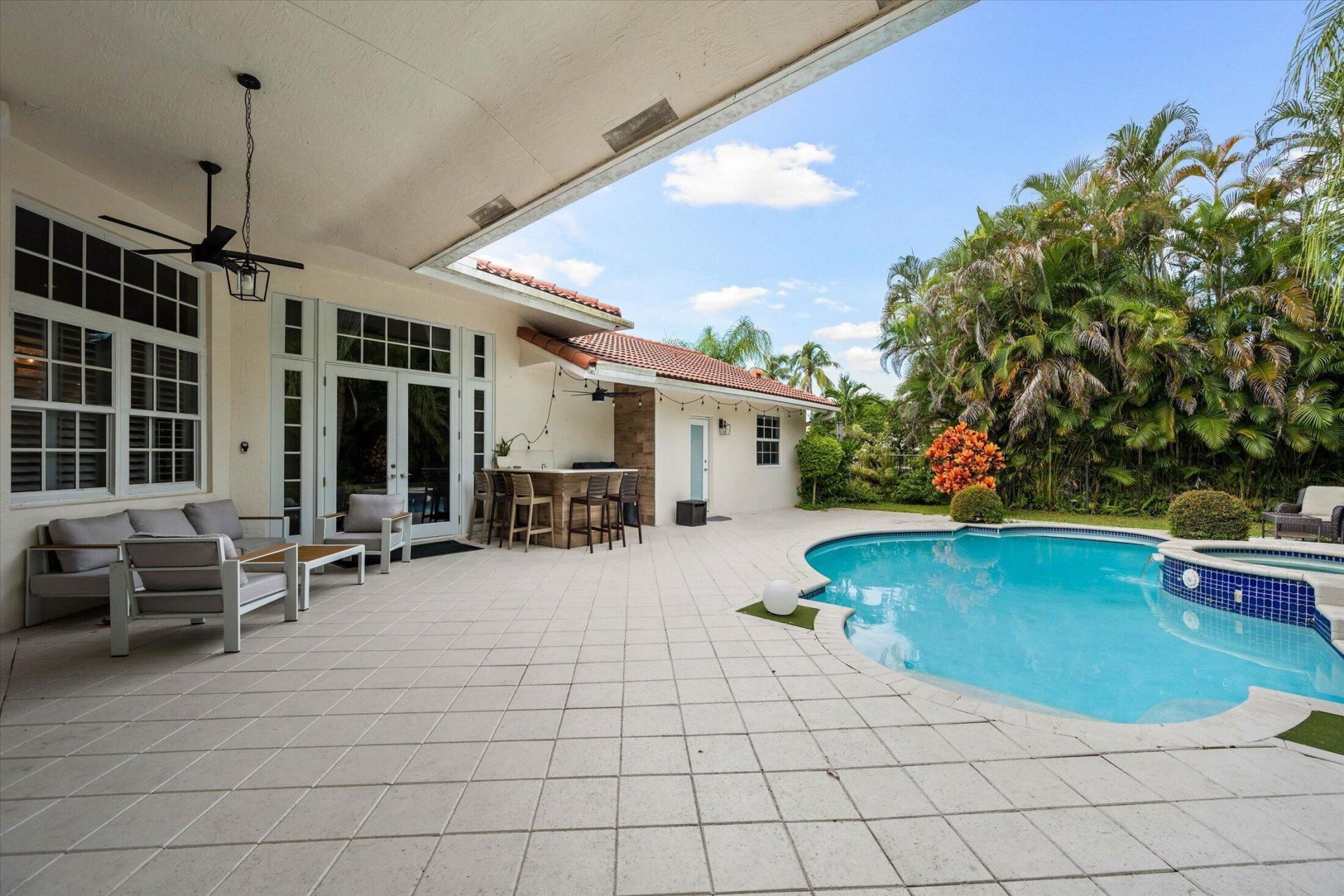2647 Edgewater Drive, Weston, FL 33332 Photo
