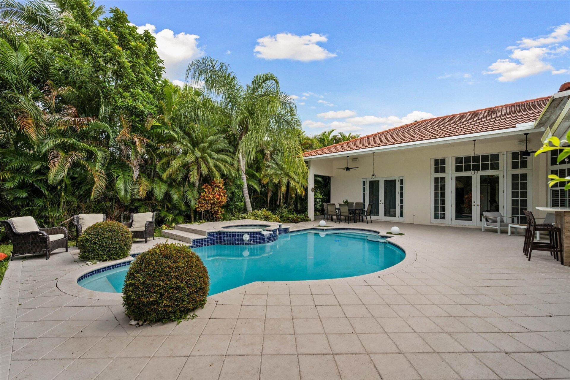 2647 Edgewater Drive, Weston, FL 33332 Photo