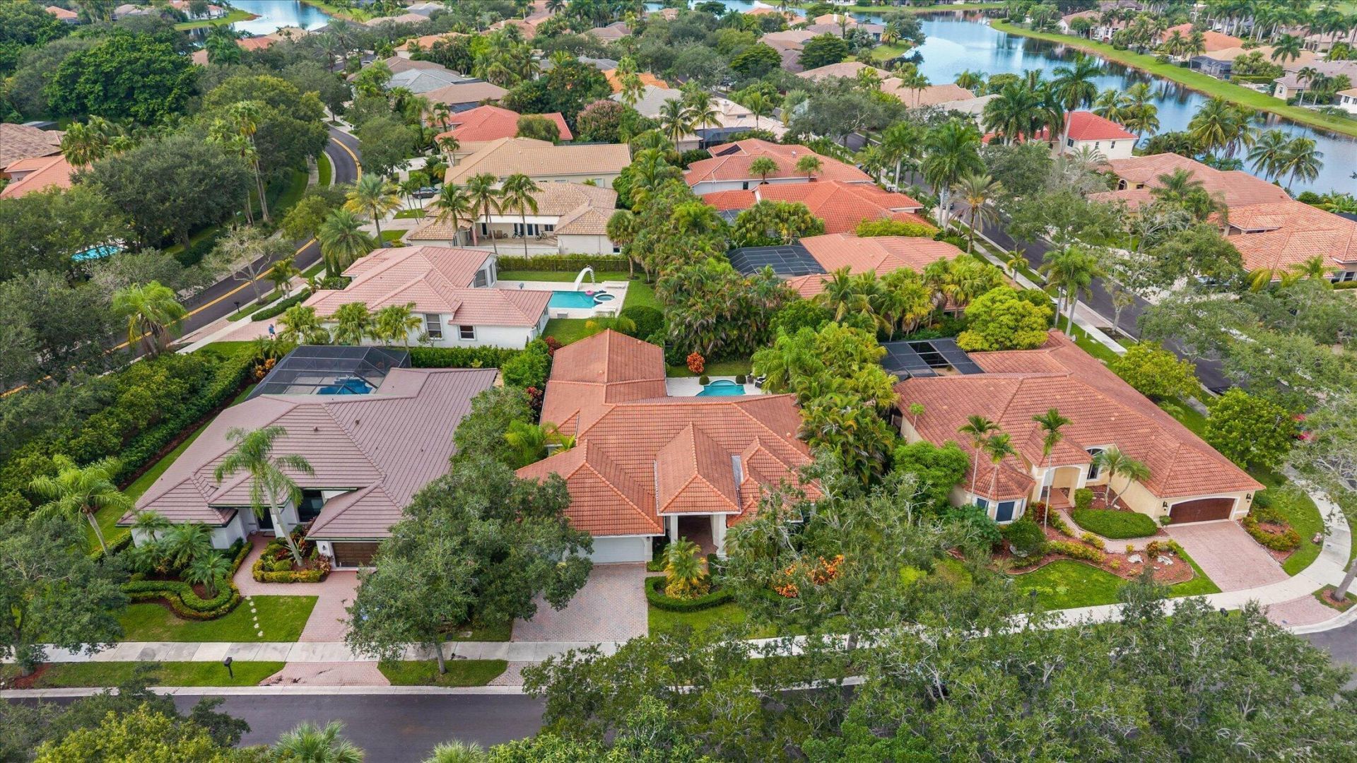 2647 Edgewater Drive, Weston, FL 33332 Photo