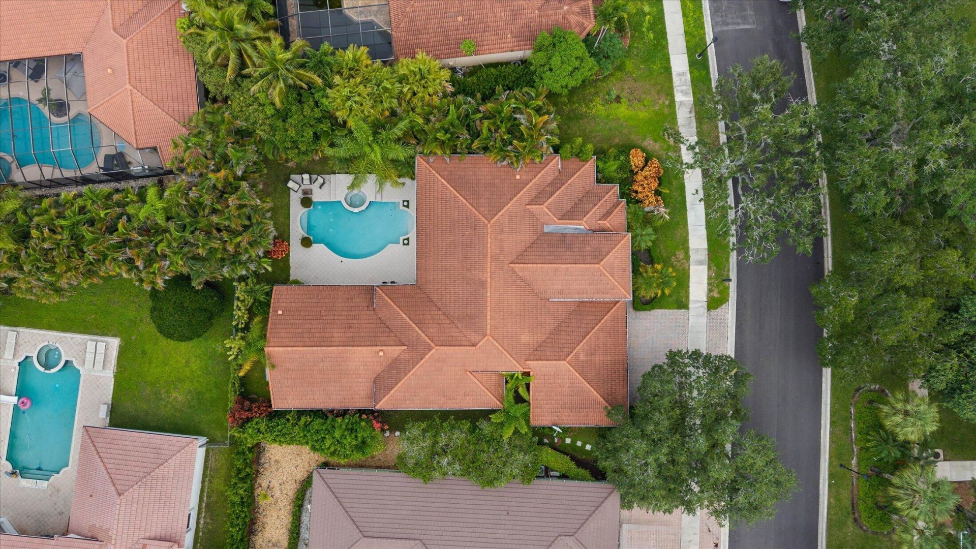 2647 Edgewater Drive, Weston, FL 33332 Photo