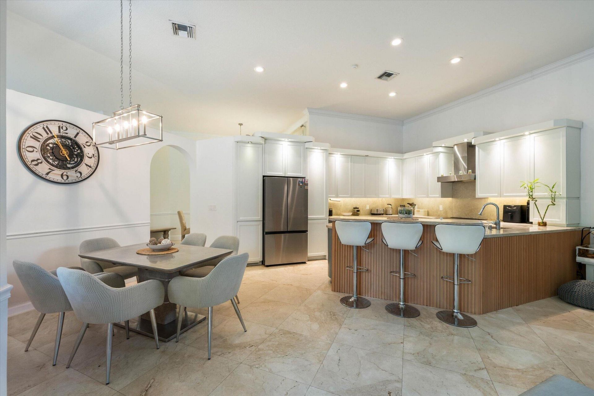 2647 Edgewater Drive, Weston, FL 33332 Photo