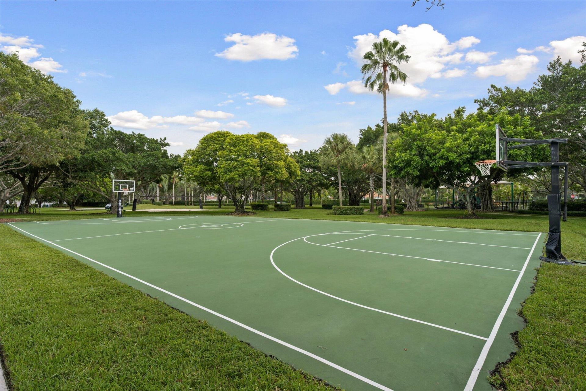 2647 Edgewater Drive, Weston, FL 33332 Photo