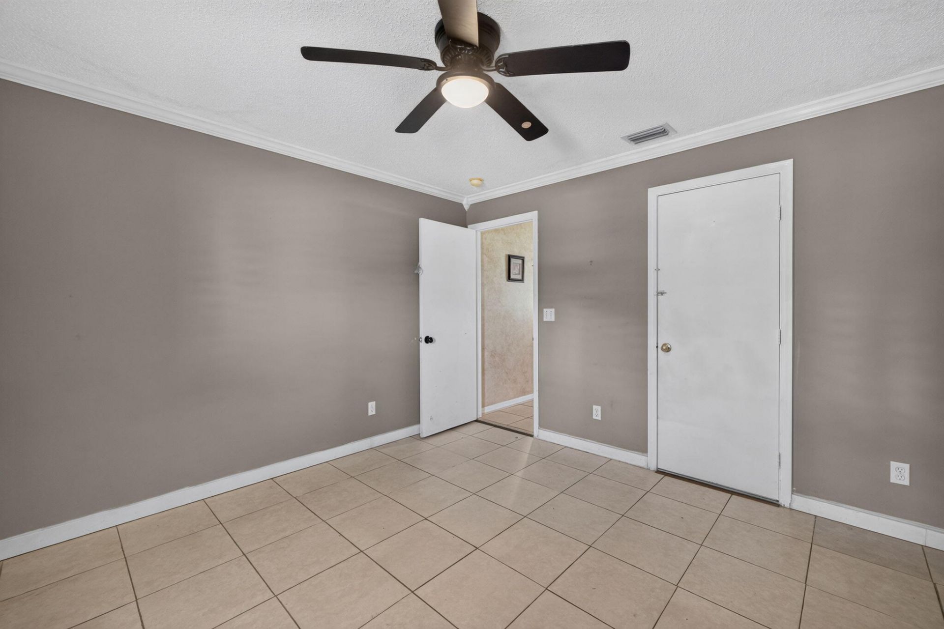 628 Stanford Lane, Port Saint Lucie, FL 34983 Photo