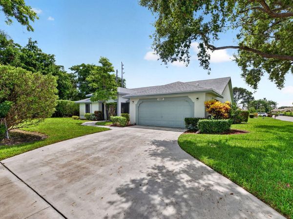 2320 Riviera Drive, Delray Beach, FL 33445