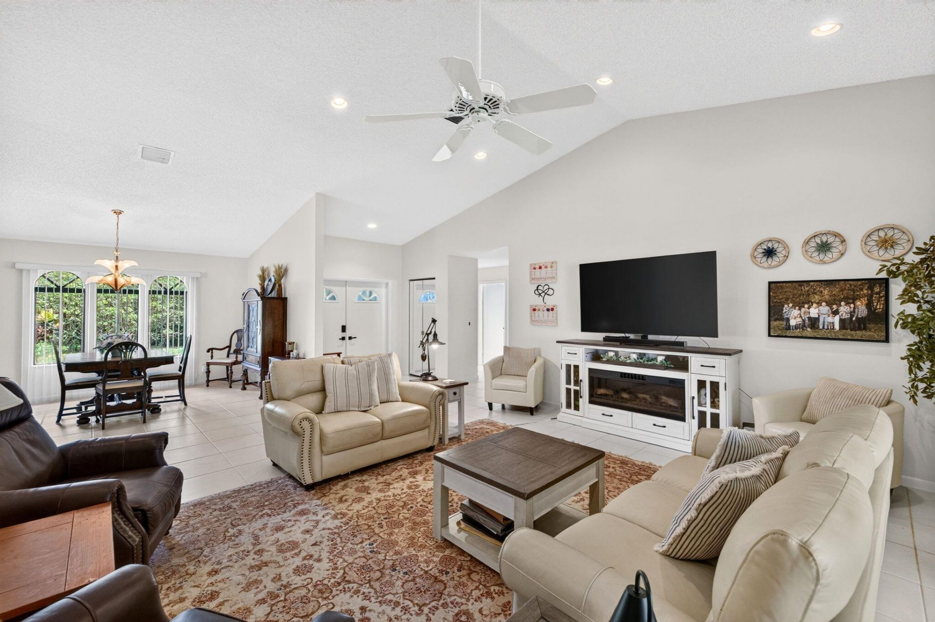 2320 Riviera Drive, Delray Beach, FL 33445 Photo