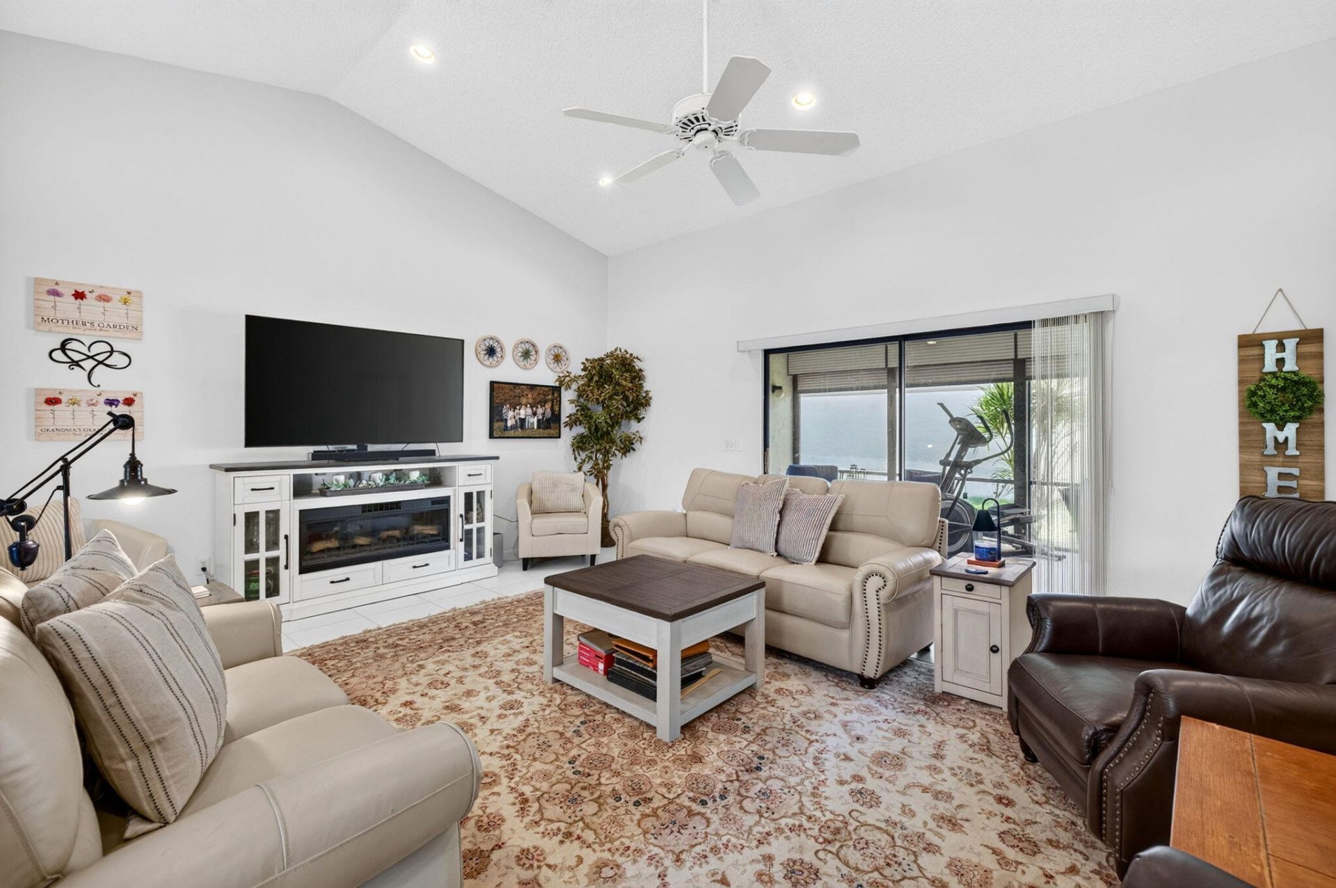2320 Riviera Drive, Delray Beach, FL 33445 Photo