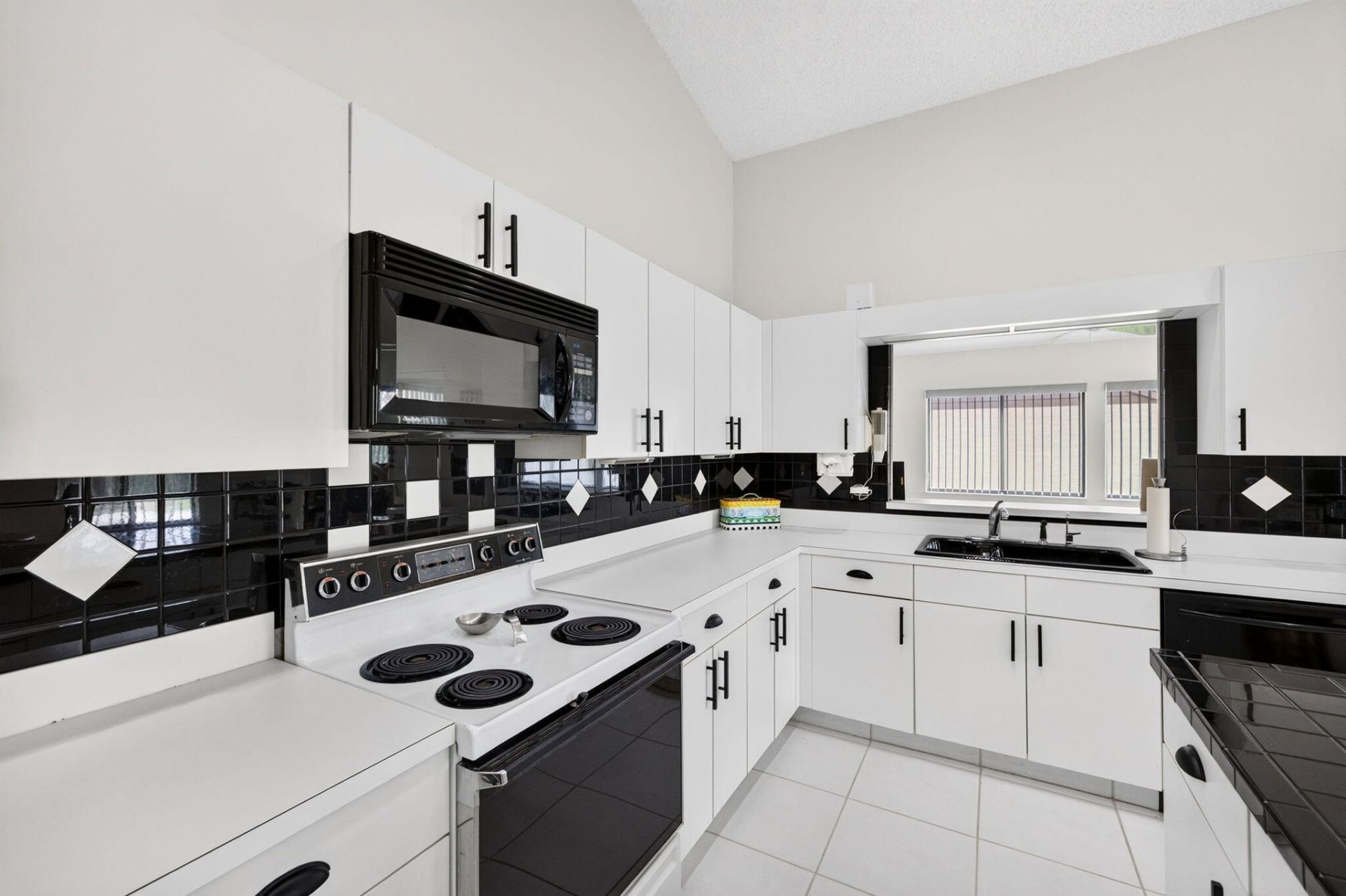2320 Riviera Drive, Delray Beach, FL 33445 Photo