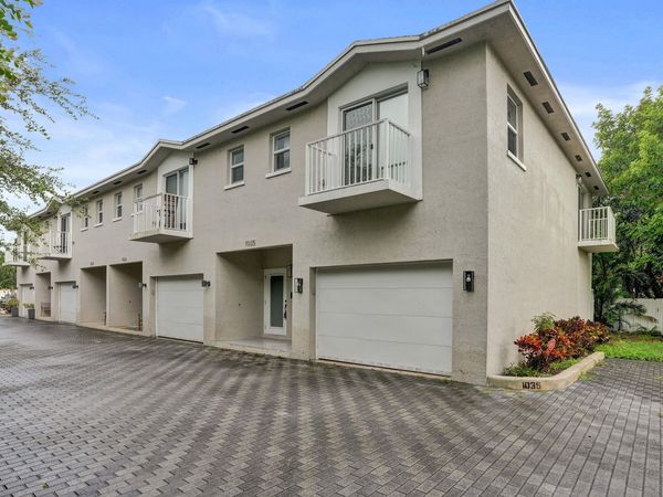 1035 NW 2ND Avenue, Fort Lauderdale, FL 33311