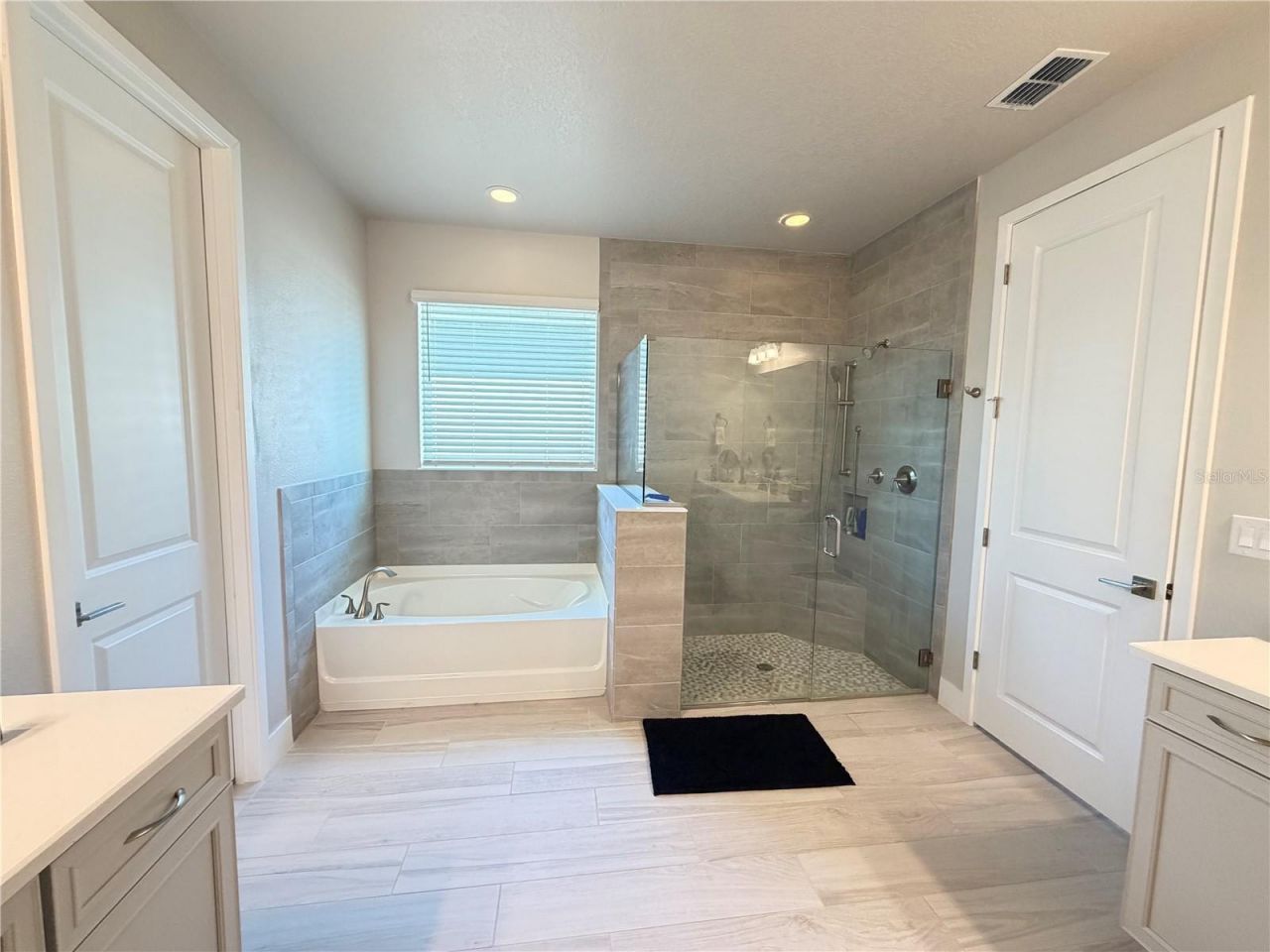 5769 Long Shore Loop, Sarasota, FL 34238 Photo