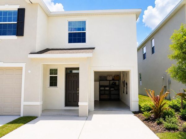 9252 ROCK HARBOUR WAY , TAMPA, FL 33637