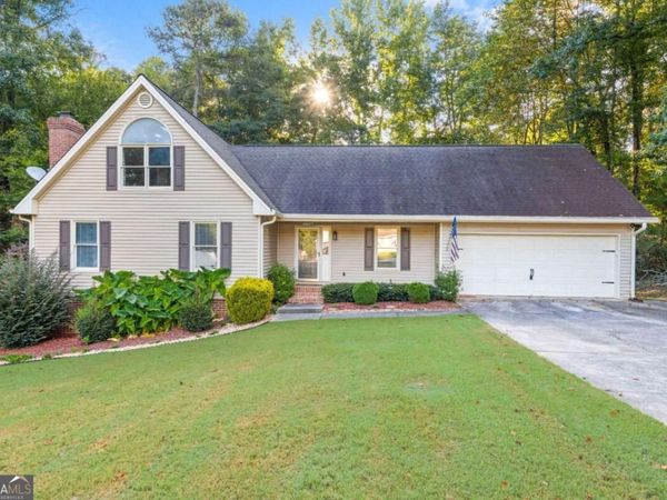 17 Mountain Oaks Drive, Carrollton, GA 30116