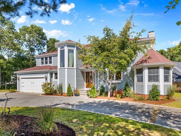 65 Rivers Edge Rd, Falmouth, MA 02540