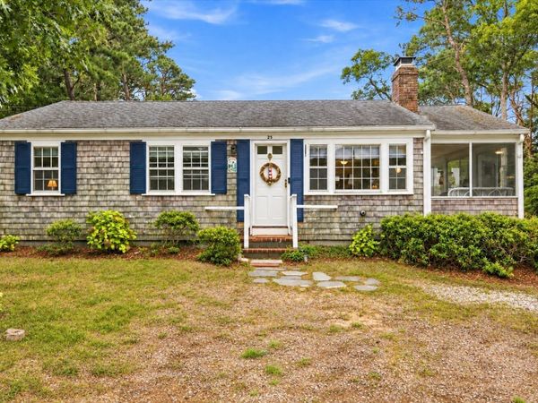 25 Freydis Dr, Dennis, MA 02660