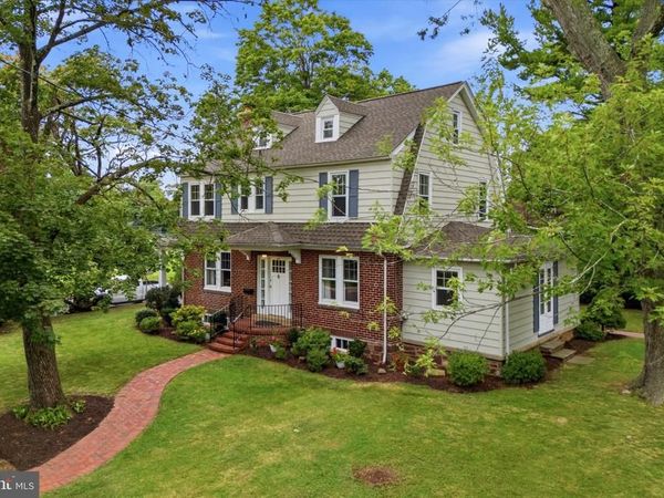 400 E PROSPECT AVENUE, NORTH WALES, PA 19454