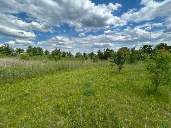 1075 Henze Drive NW, Comstock Park, MI 49321