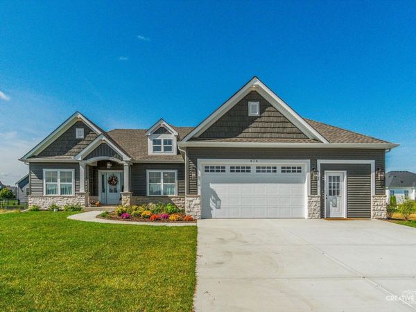 861 Claridge Drive, Oswego, IL 60543