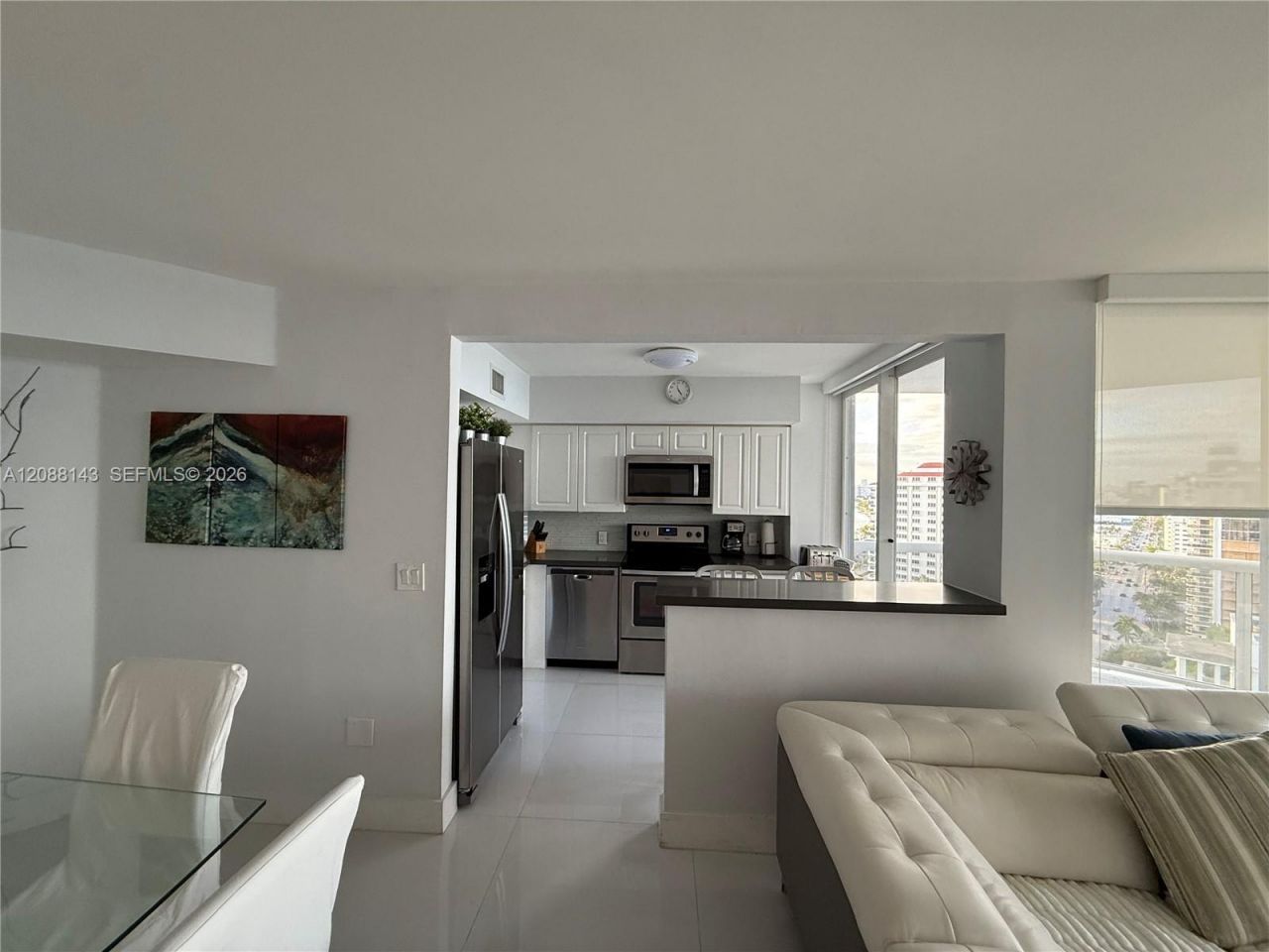 6301 Collins Ave, Unit 2108, Miami Beach, FL 33141 Photo