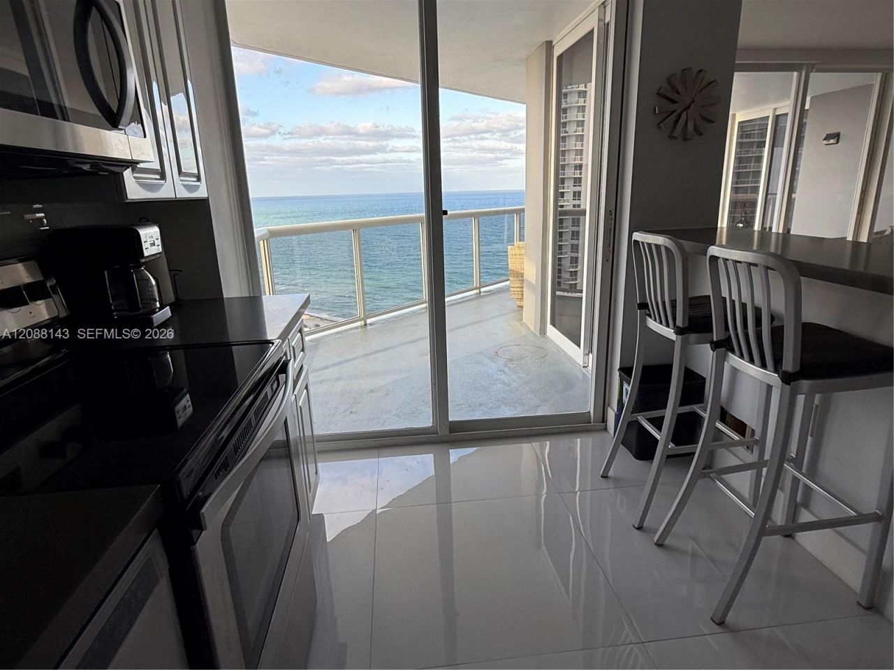 6301 Collins Ave, Unit 2108, Miami Beach, FL 33141 Photo
