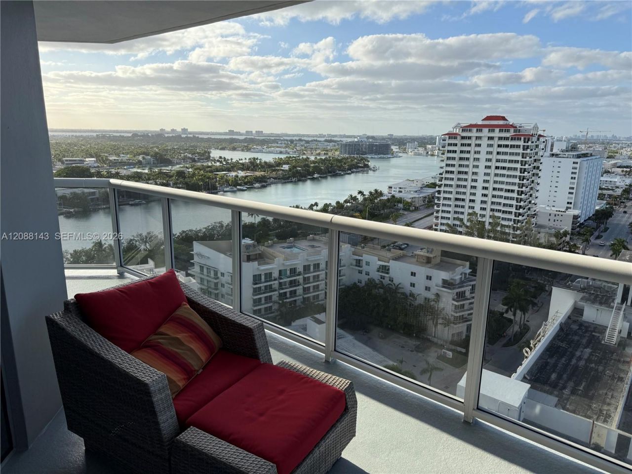 6301 Collins Ave, Unit 2108, Miami Beach, FL 33141 Photo