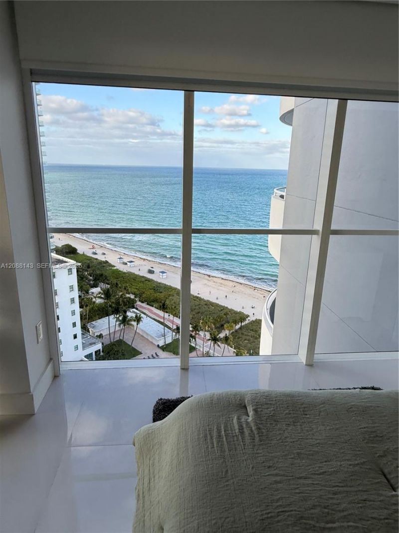 6301 Collins Ave, Unit 2108, Miami Beach, FL 33141 Photo