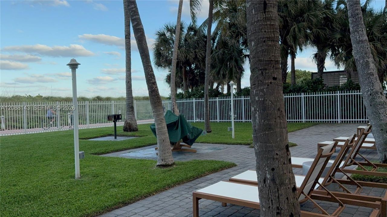 6301 Collins Ave, Unit 2108, Miami Beach, FL 33141 Photo