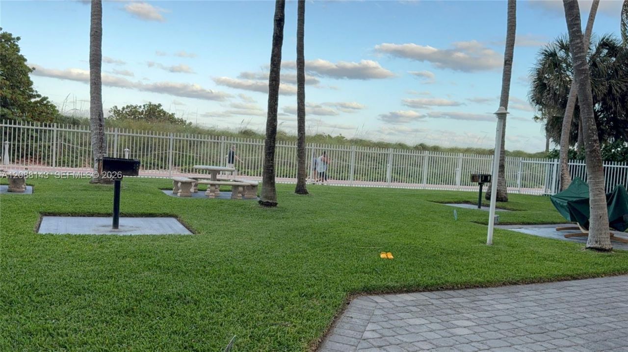 6301 Collins Ave, Unit 2108, Miami Beach, FL 33141 Photo