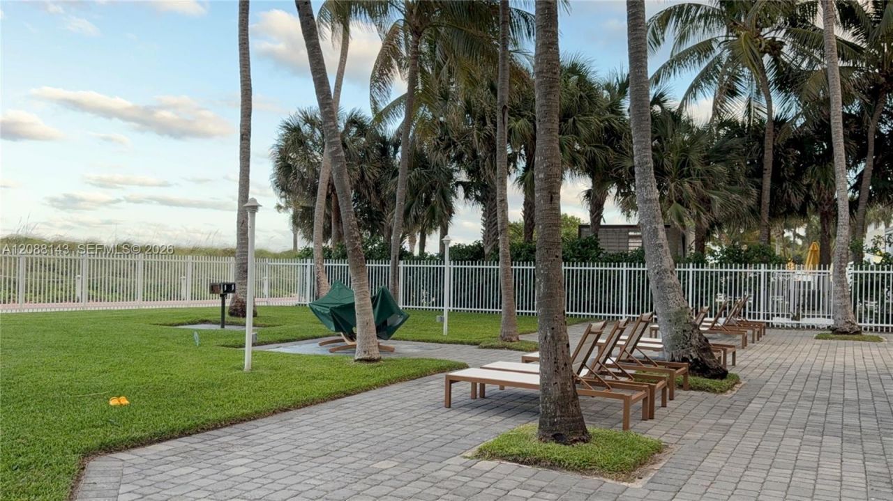 6301 Collins Ave, Unit 2108, Miami Beach, FL 33141 Photo