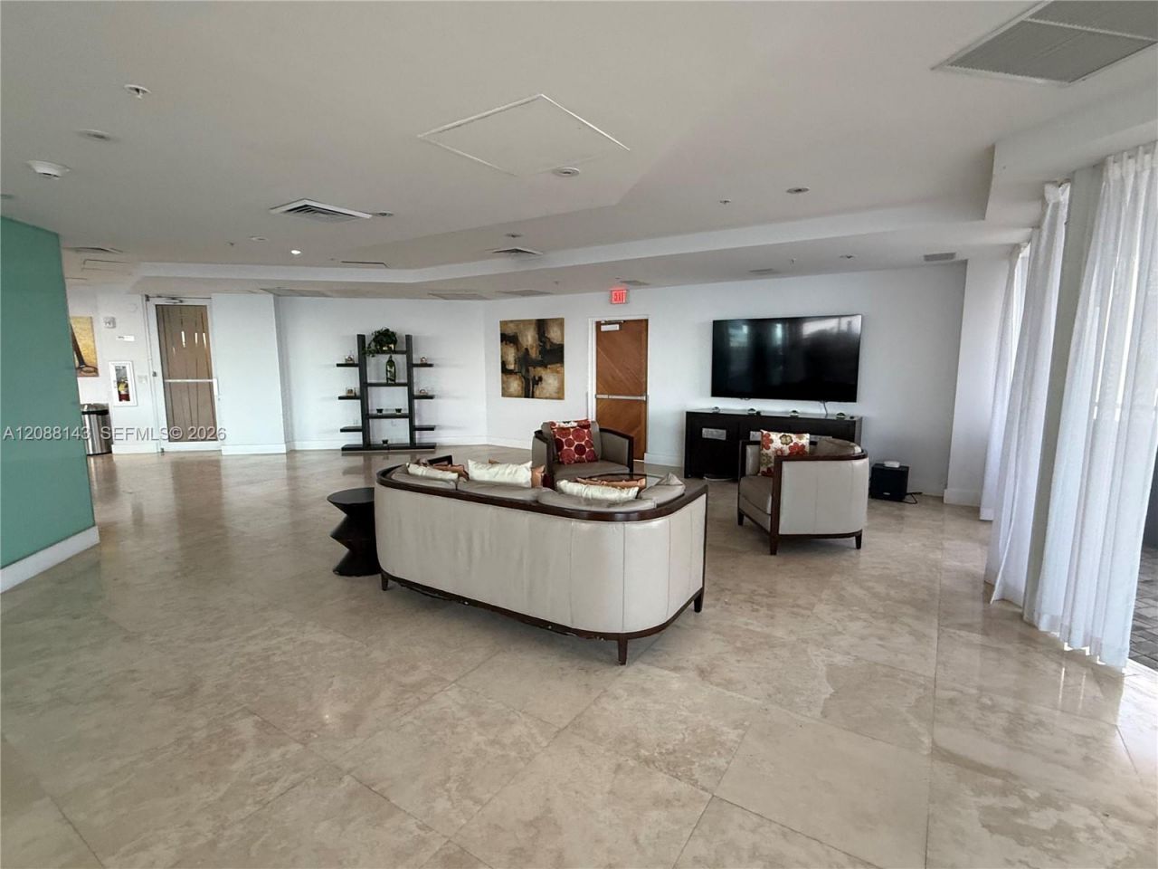 6301 Collins Ave, Unit 2108, Miami Beach, FL 33141 Photo